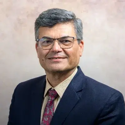 De Amulya Gurutu Business Administration & Professor